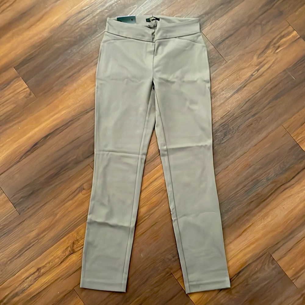 NWT - Dalia Pull On Pants